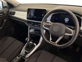 Volkswagen T-Roc Image 6
