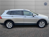 Volkswagen Tiguan Allspace Image 4