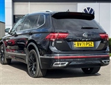 Volkswagen Tiguan Allspace Image 2