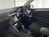 Volkswagen Tiguan Allspace Image 2