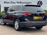Volkswagen Tiguan Allspace Image 3