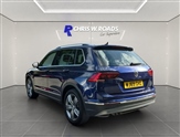 Volkswagen Tiguan Image 2