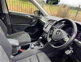 Volkswagen Tiguan Image 2