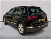 Volkswagen Tiguan Image 2