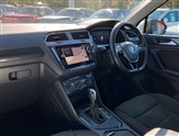 Volkswagen Tiguan Image 2