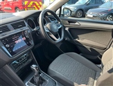 Volkswagen Tiguan Image 2