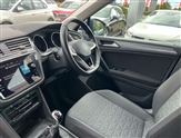 Volkswagen Tiguan Image 2