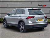 Volkswagen Tiguan Image 2