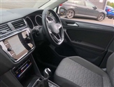 Volkswagen Tiguan Image 2