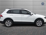 Volkswagen Tiguan Image 4