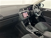 Volkswagen Tiguan Image 2