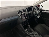 Volkswagen Tiguan Image 2