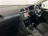 Volkswagen Tiguan Image 2