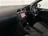 Volkswagen Tiguan Image 2