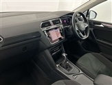 Volkswagen Tiguan Image 2