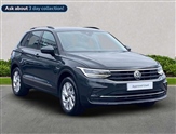 Volkswagen Tiguan Image 1