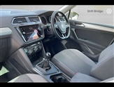 Volkswagen Tiguan Image 2