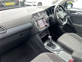 Volkswagen Tiguan Image 2