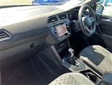 Volkswagen Tiguan Image 2