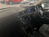 Volkswagen Tiguan Image 2