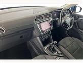 Volkswagen Tiguan Image 2