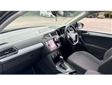 Volkswagen Tiguan Image 2