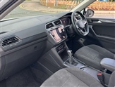 Volkswagen Tiguan Image 2