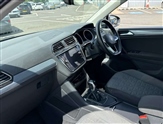 Volkswagen Tiguan Image 2