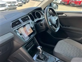 Volkswagen Tiguan Image 2