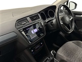 Volkswagen Tiguan Image 2