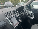 Volkswagen Tiguan Image 2