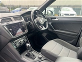 Volkswagen Tiguan Image 2