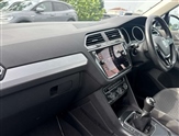 Volkswagen Tiguan Image 2