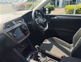Volkswagen Tiguan Image 2