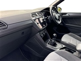 Volkswagen Tiguan Image 2