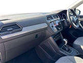 Volkswagen Tiguan Image 2