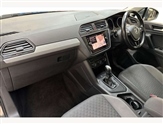 Volkswagen Tiguan Image 2