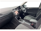 Volkswagen Tiguan Image 2