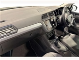 Volkswagen Tiguan Image 2