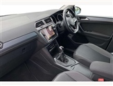 Volkswagen Tiguan Image 2