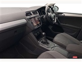 Volkswagen Tiguan Image 2