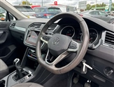 Volkswagen Tiguan Image 2