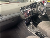 Volkswagen Tiguan Image 2