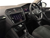 Volkswagen Tiguan Image 2