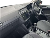 Volkswagen Tiguan Image 2