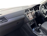 Volkswagen Tiguan Image 2