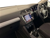 Volkswagen Tiguan Image 2