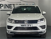 Volkswagen Touareg Image 2