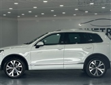 Volkswagen Touareg Image 5