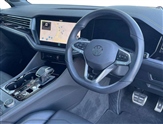 Volkswagen Touareg Image 6